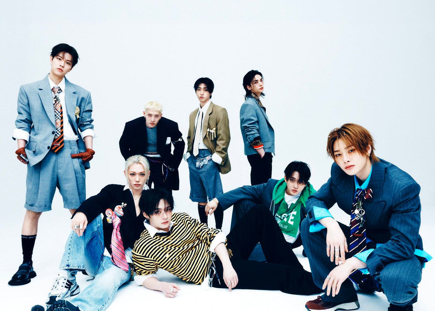 STRAY KIDS - APPLE MUSIC THIS & THAT POB